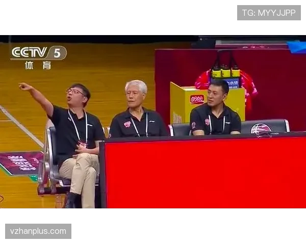 替补席管理规则全解析:如何避免教练与队员技术犯规? 替补席管理规则全解析:如何避免教练与队员技术犯规?