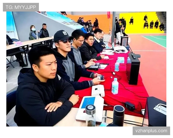 篮球规则解析:替补席管理规则的具体执行与标准解读 篮球规则解析:替补席管理规则的具体执行与标准解读